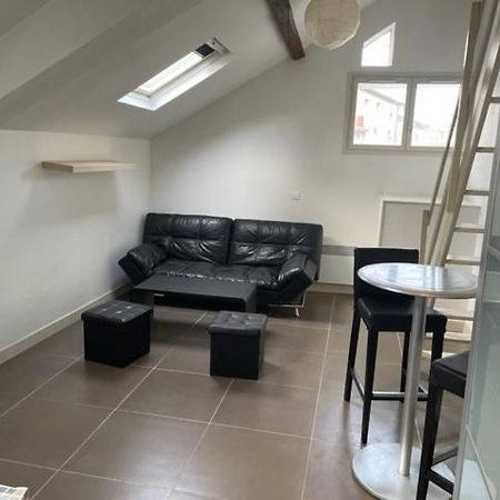 Appartements Sympas Et Confortables Proche De Paris نانتير المظهر الخارجي الصورة